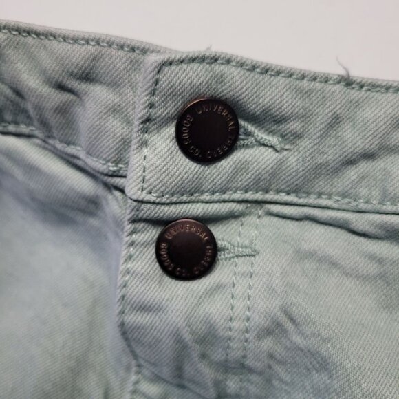 Universal Threads Denim Shorts Distressed Light Green Womens Size 12 31 - Picture 8 of 9